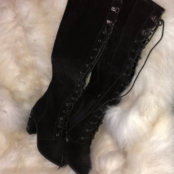 Never worn high heel boots shoedazzle - Picture 2 of 2